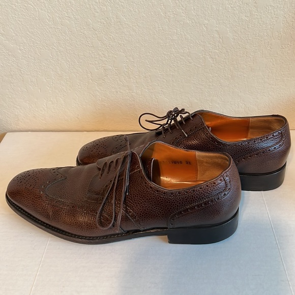 Salvatore Ferragamo pebbled leather Oxford laced shoes for men - Picture 2 of 8